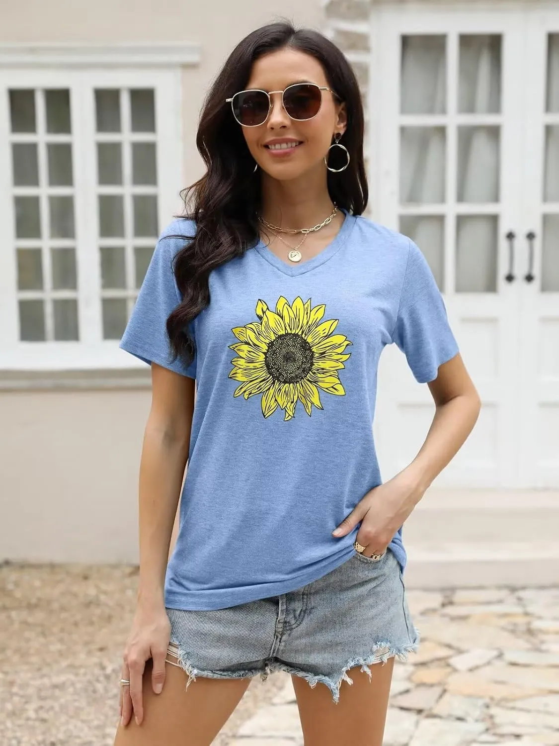 EADINVE Women's Short Sleeve V Neck Sunflower Graphic Printed Summer Tee Vintage T Shirt Cotton Tops Novelty Cool Shirt