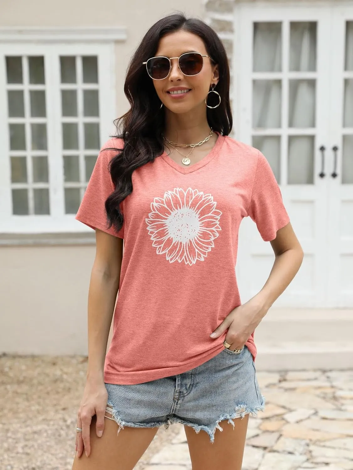 EADINVE Women's Short Sleeve V Neck Sunflower Graphic Printed Summer Tee Vintage T Shirt Cotton Tops Novelty Cool Shirt