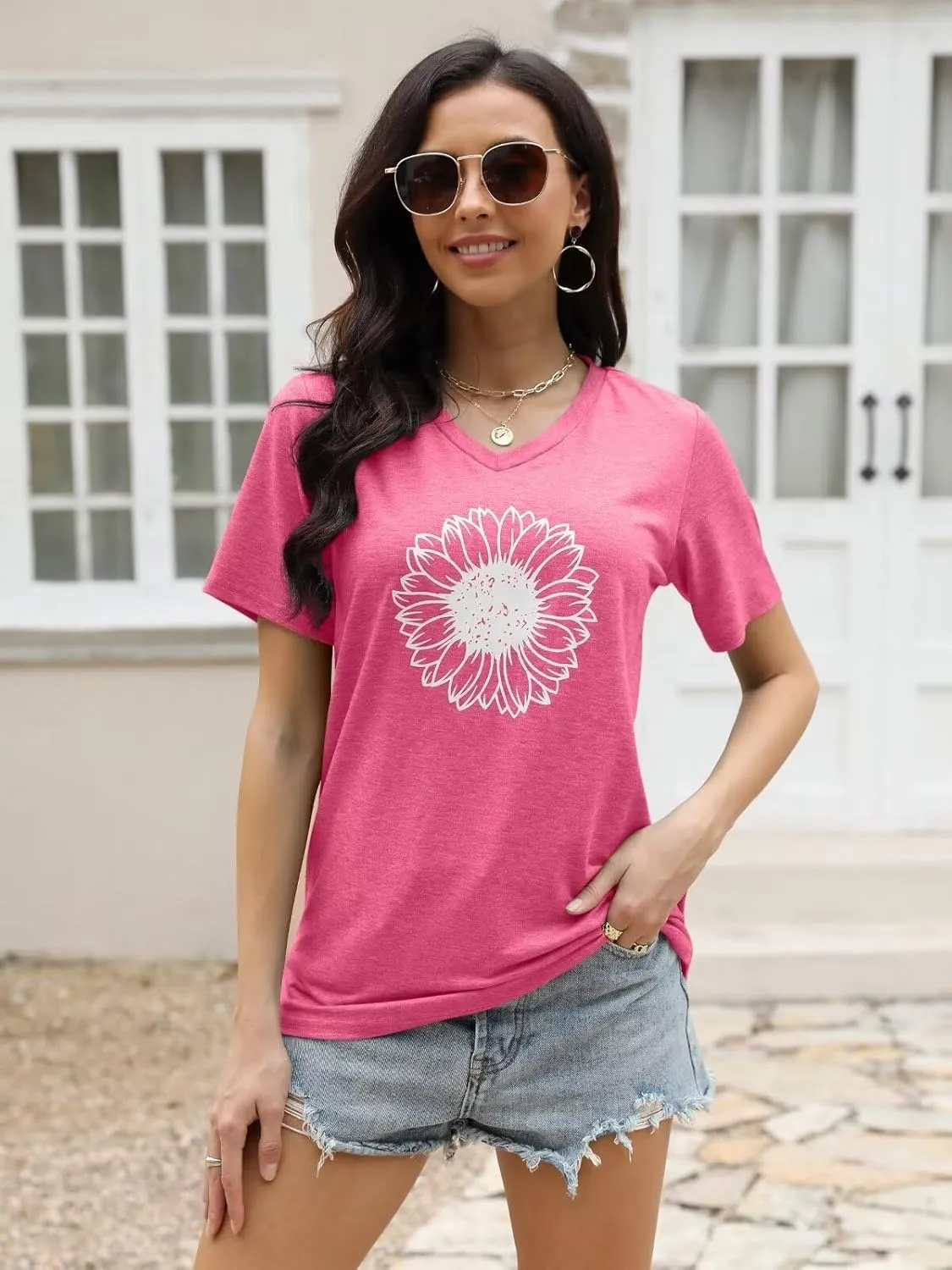 EADINVE Women's Short Sleeve V Neck Sunflower Graphic Printed Summer Tee Vintage T Shirt Cotton Tops Novelty Cool Shirt