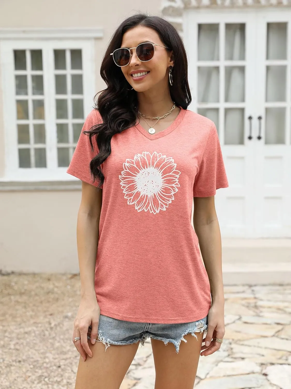 EADINVE Women's Short Sleeve V Neck Sunflower Graphic Printed Summer Tee Vintage T Shirt Cotton Tops Novelty Cool Shirt