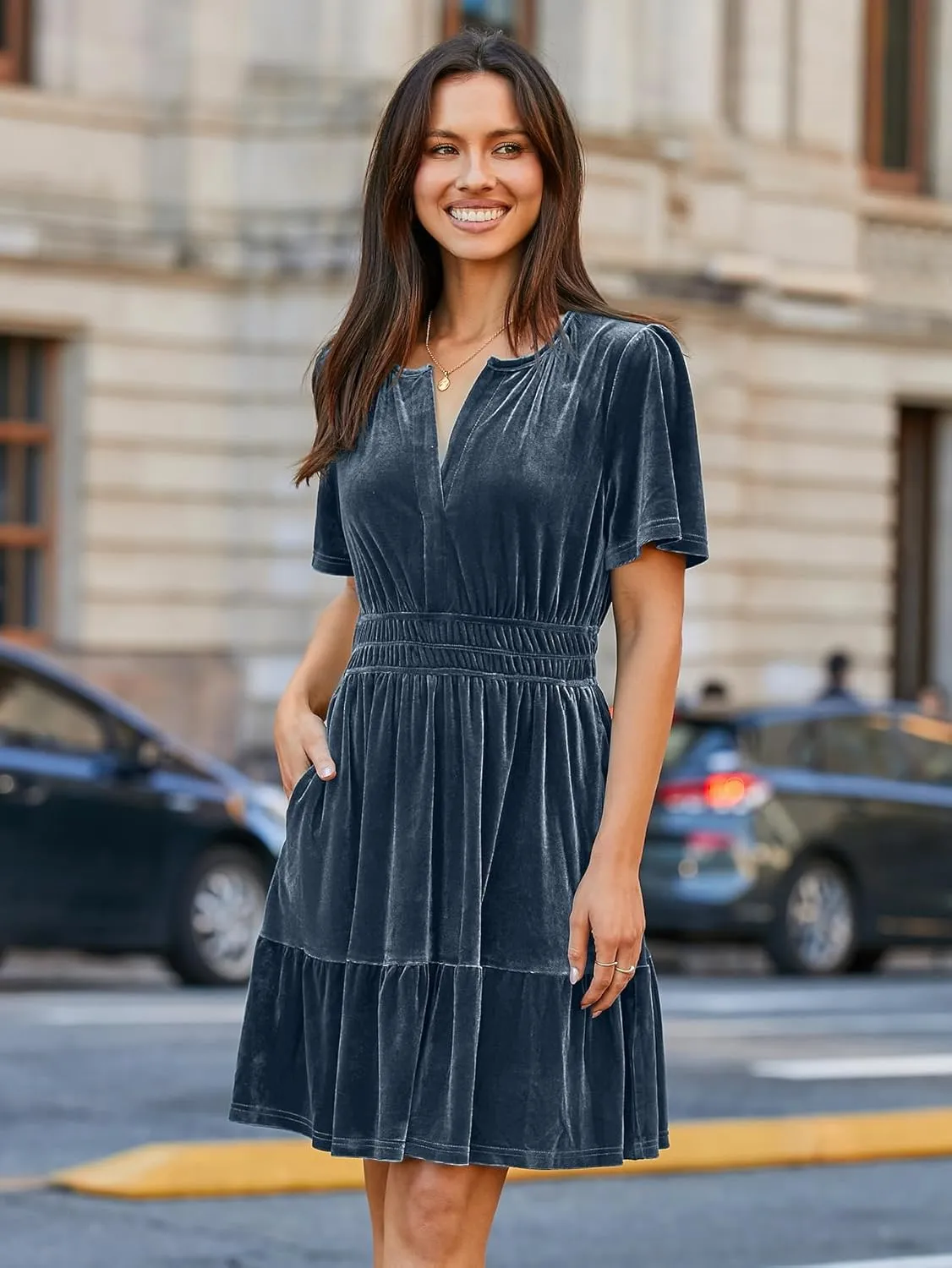 Simplee Women's 2024 Velvet Short Sleeve Cocktail Dress Winter Holiday V Neck Empire Waist Mini Party Dress with Pockets